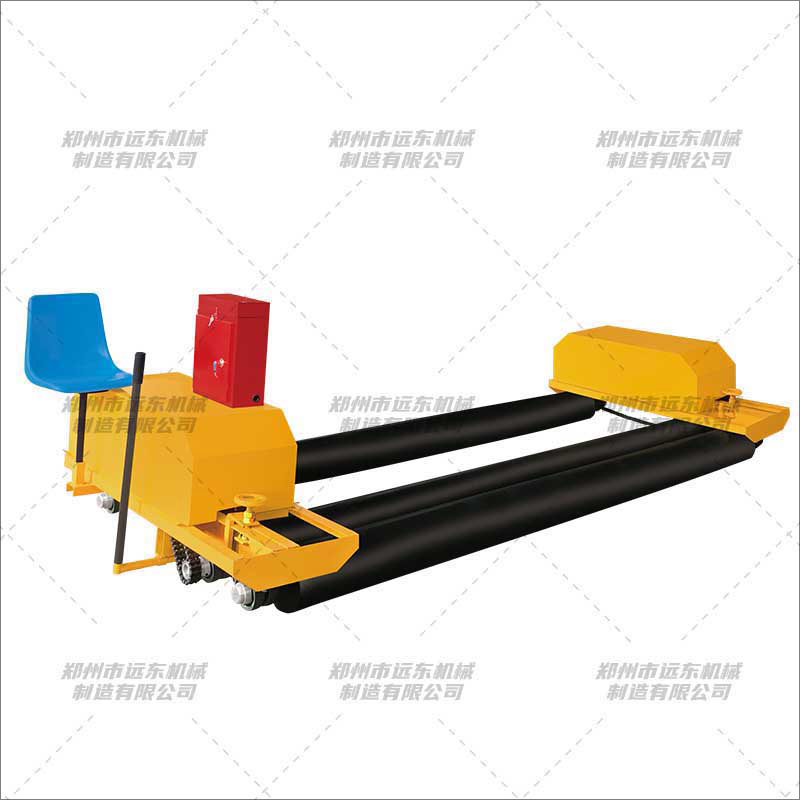 三辊轴分体混凝土摊铺机(图1) 三辊轴分体混凝土摊铺机(图1)